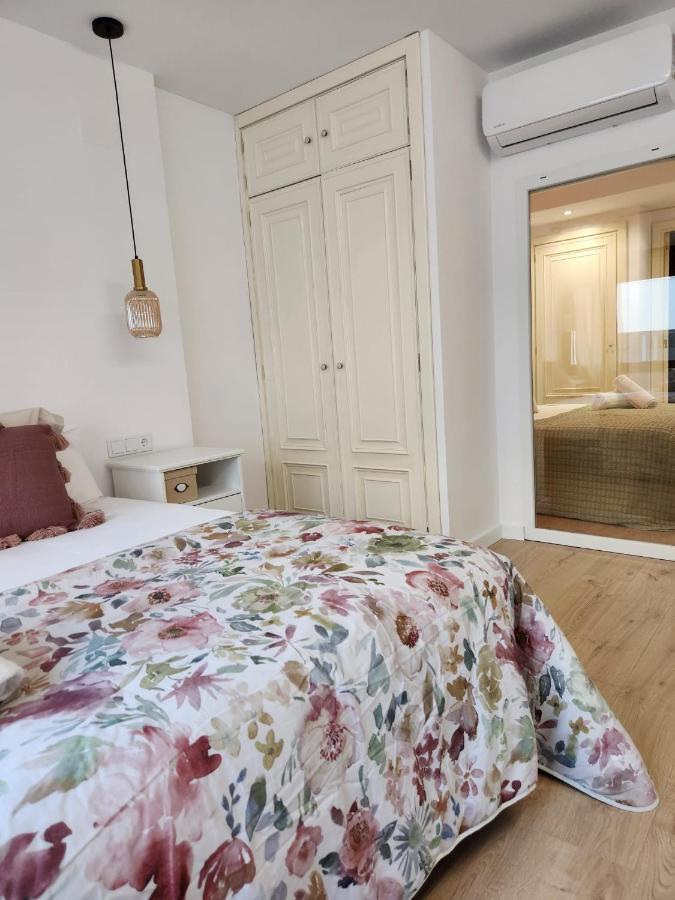 Florit Flats - The Apolo Apartment Valensiya Dış mekan fotoğraf